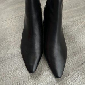 NEW Marc Fisher Women Black Boots Size 7.5M